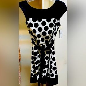 NWT:Beautiful sleeveless black & white polka dot A-line dress w/belt. NEVER WORN